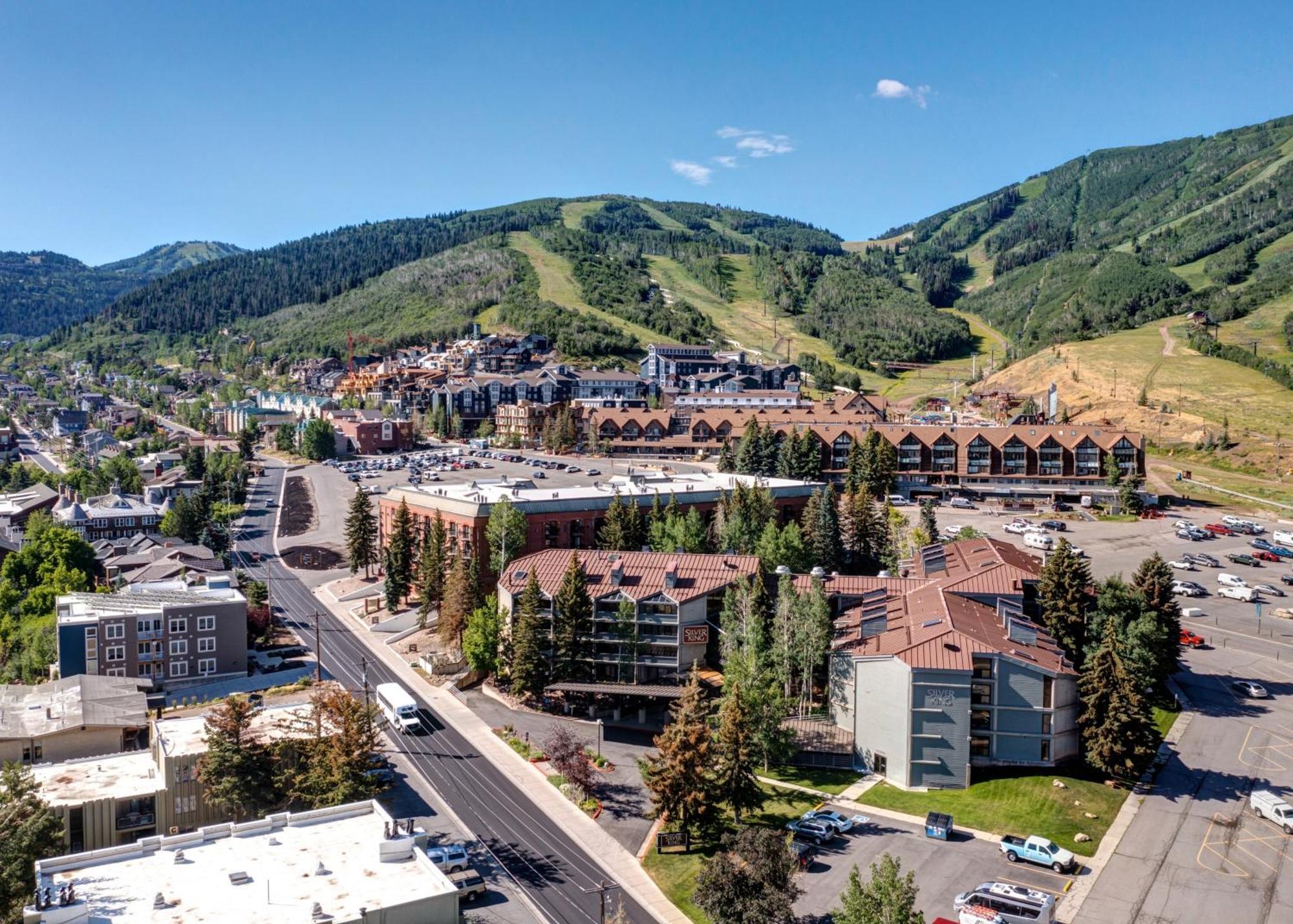 Silver King & Prime Park City Condo Room photo