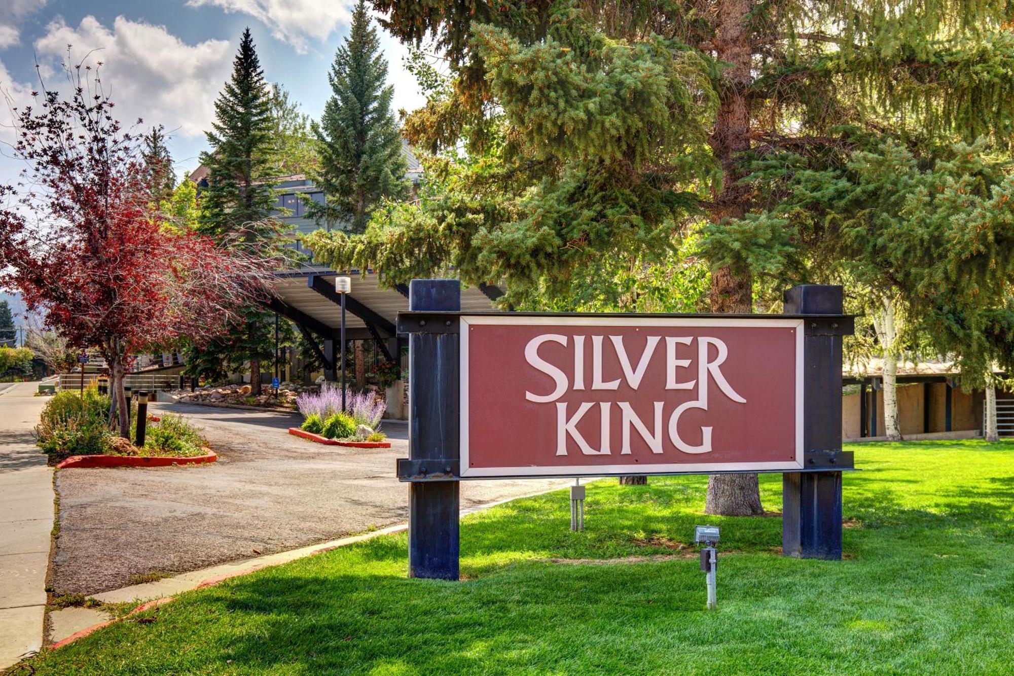 Silver King & Prime Park City Condo Room photo